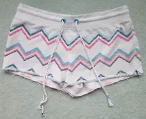 Aeropostale Woman's Short Shorts White w/ Various Color Chevron Design Size S - Picture 1 of 24