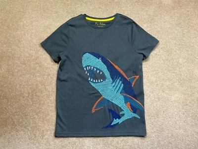Camiseta Top Usada en Excelente Condición Mini Boden Talla 11 12 Niños S/S Tiburón Gris Carbón Azul Foto 1 de 4