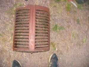 Case Tractor Grille - Picture 1 of 4