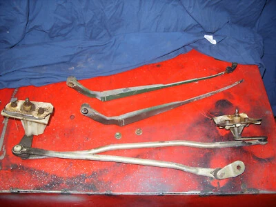 Suzuki Sidekick Geo Tracker 1989-1998 brazo limpiaparabrisas acoplamiento Foto 1 de 4