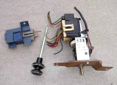 INTERRUPTOR DE FARO y SENSOR DE LÁMPARA AUTOMÁTICO, 1992 Mercury Grand Marquis LS, '92-'97 Foto 1 de 4