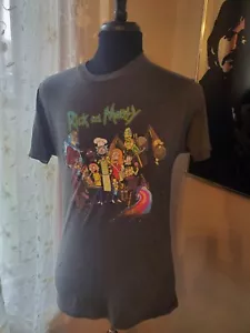 Camiseta para hombre mediana M suave retrato familiar de personajes de Rick & Morty - Imagen 1 de 2