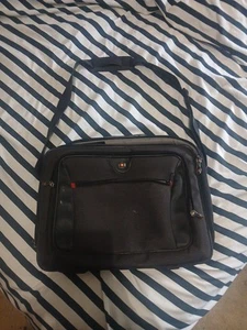 Wenger Swiss Army Estuche para Computadora Portátil Bolso de Hombro Mensajero Llevar 16 pulgadas - Imagen 1 de 10