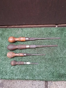 Vintage Wooden Handle Screwdrivers X4 Old Tools (#220) - Picture 1 of 5