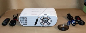 Viewsonic PJD6552LWS Short Throw HDMI Projector. Please Read the Description - Picture 1 of 12