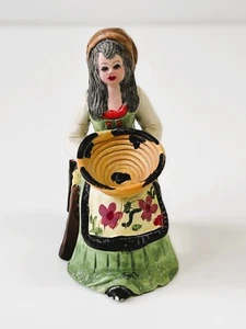 Vecchia Statuina in ceramica,Donna Sarda in costume tipico (GARDA FOTO) - Foto 1 di 8