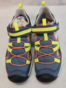 Big Kids Keen Motozoa Gray Outdoor Water Hiking Shoes Sandals Size 5 New - Picture 1 of 4