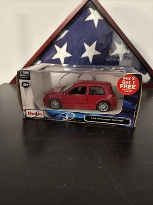 Maisto 1:24 Red Volkswagen Golf R32 Car Die Cast New In Box - Image 1 of 4
