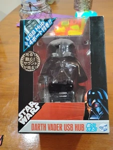 NEW Cube Works Star Wars Darth Vader 4 Port USB Hub 2008 Lights And Sounds - Afbeelding 1 van 5