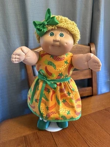 1980s Cabbage Patch Kid Blonde Hair Green Eyes Red Chili Hot Pepper Dress - Picture 1 of 9