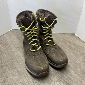 UGG Hombres Eliasson Talla 10.5 Cuero Nubuck Marrón Polartec Botas Piel de Oveja Invierno - Imagen 1 de 4