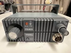 yaesu transceiver UHF FTC-4610 FM 10W 450MHz-512MHz Land Mobile Radio - Picture 1 of 3