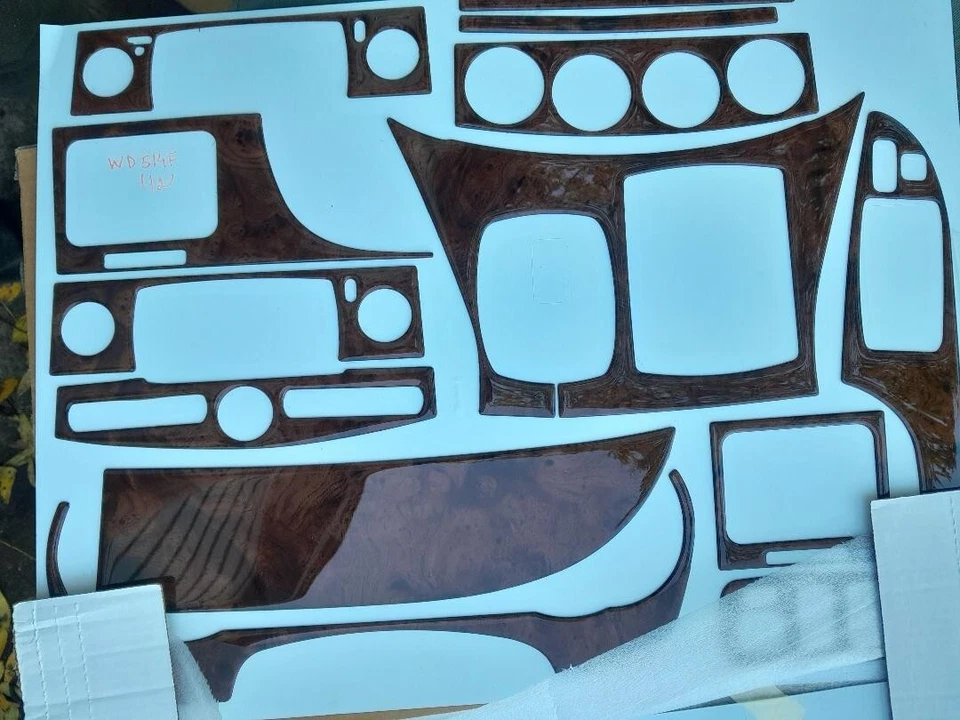 Kit molduras tablero madera Toyota Sienna Foto 1 de 1