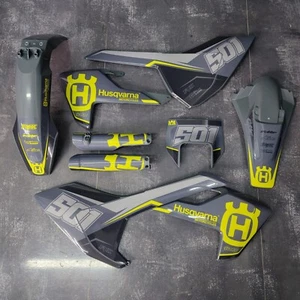 Plastics + Graphics Husqvarna TE FE 125 150 250 350 450 501 2017-2019 Stickers - Picture 1 of 15