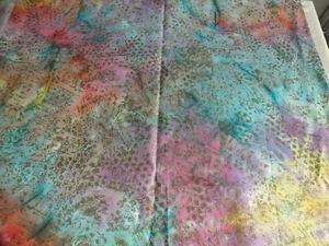 2 pc lot pastel batik cotton quilt fabric metallic gold detail 42" & 27"x44" vtg - Picture 1 of 5