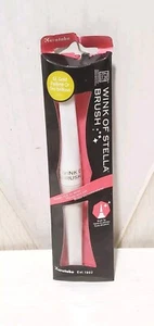 NEW Zig Wink Of Stella Brush Kuretake Gold - Picture 1 of 3