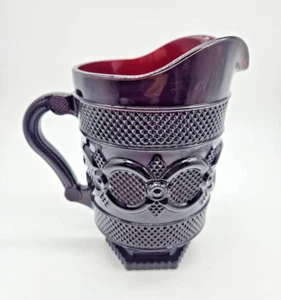 "JARRA DE TÉ DE AGUA COLECCIÓN CAPA BACALAO ROJO RUBÍ 48 OZ por 7 1/2"" ¡Como nueva! T18 - Imagen 1 de 8