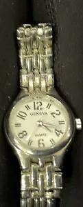 Geneva Silvertone Wrist Watch Unisex - Picture 1 of 2