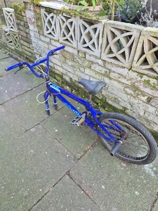 Mongoose BMX - Picture 1 of 9