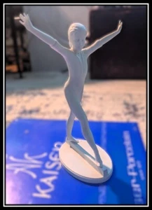 Kaiser Porcelain Ltd, Young Gymnasts Collection, Jennifer on Balance Beam - orig - Picture 1 of 10