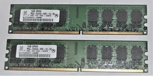 1 GB MEMORY NETLIST 2Rx8 PC2 5300U-555 PAIR CHIPS SCHOOL SURPLUS - Picture 1 of 1