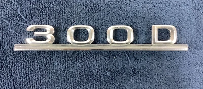 Adorno emblema mercedes-benz 300d 1238170915 Foto 1 de 4
