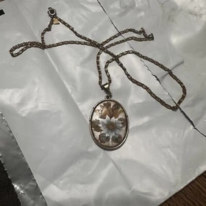 Collana Vintage Sarah Coventry Primavera Bouquet Ciondolo Catena Tono Oro 1978 - Foto 1 di 10