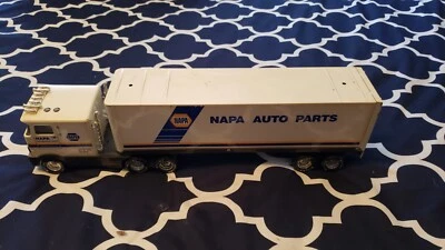 Nylint No. 61104-5491 Napa '18-Wheeler Made Of Steel Diecast Truck Made In USA  - Image 1 of 4