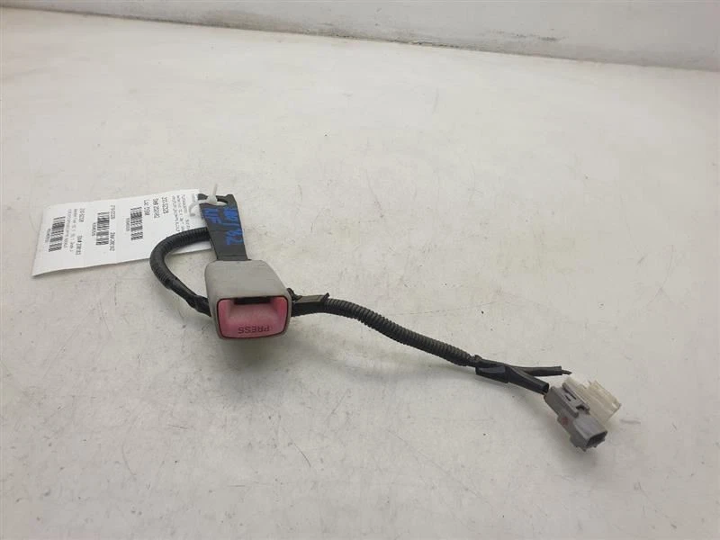 10 11 12 13 14 LEXUS RX450H LADO PASAJERO CINTURÓN SEGURIDAD DELANTERO HEBILLA MONTAJE  Foto 1 de 4