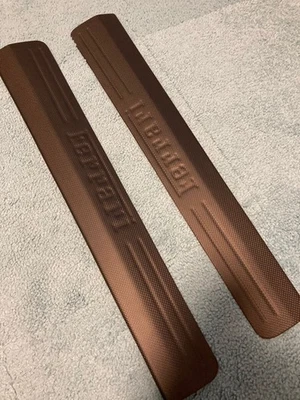 Tapicería de placas de desgaste de puerta de fibra de carbono Ferrari 458 2010-2015 ¿genuina? Foto 1 de 3