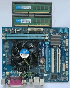 Gigabyte GA-H61M-S2PV MAINBOARD, INTEL G2020, 16GB DDR3 RAM, I/O Blende - Bild 1 von 14