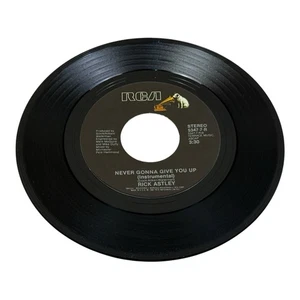 Rick Astley: Never Gonna Give You Up / (Instrumental) 45 - RCA 5347-7-R - Picture 1 of 3