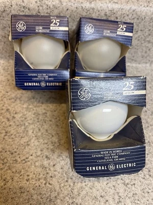 GE 25 Watt G25  Light Bulbs Vanity Globe Frosted Vintage 3 Bulbs (3 - Image 1 of 4