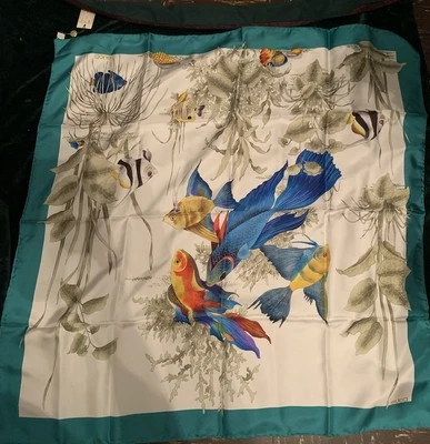 "Bufanda de seda GUCCI Koi Fish hermosa rara 34"" nueva con etiquetas años 80 de colección" Foto 1 de 4