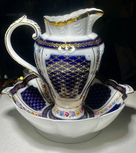 Limoges Vtg. Pitcher & Bowl Beautifully Painted Gold Detailing Perfect Condition - Picture 1 of 17