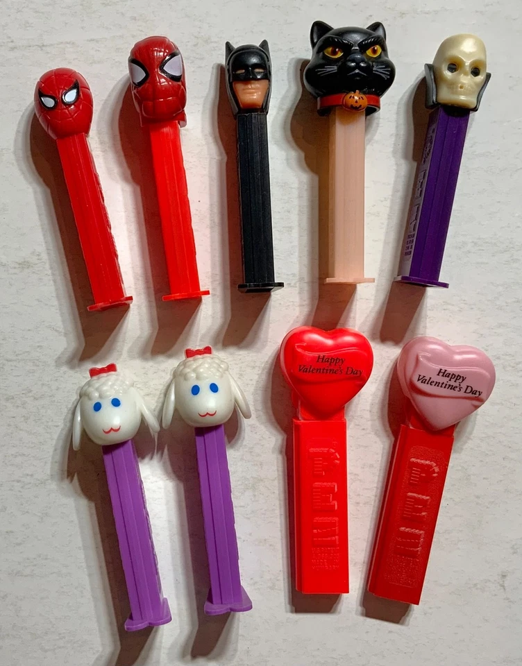 ЧЕЛОВЕК-ПАУК, ЛЕТУЧАЯ МЫШЬ, СКЕЛЕТ, ЧЕРНАЯ КОШКА, ЯГНЕНОК ВАЛЕНТИНКА 9 PEZ КОНФЕТЫ ЛОТ EC - Изображение 1 из 1