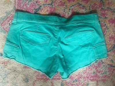 MUDD SHORT SHORTS WOMEN'S SIZE 9 GREEN - Image 1 of 4