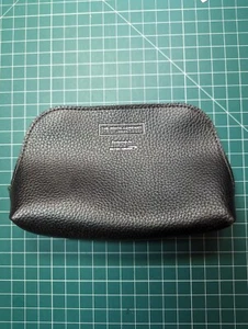 The White Company London Small Travel Toiletry Bag Black - Picture 1 of 3