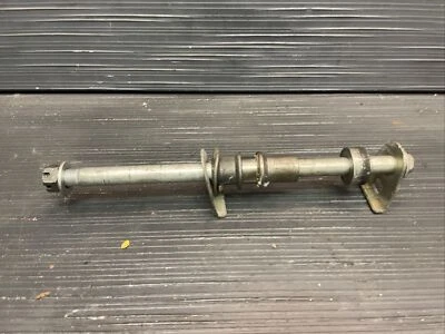 Suzuki Katana 750 GSX750 1999 eje de rueda trasera #25 Foto 1 de 4