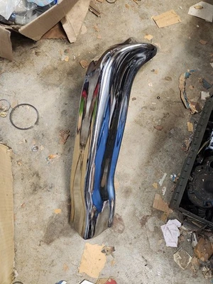 1961  NOS CHEVROLET PASSENGER CAR RIGHT FRONT BUMPER IMPALA - Image 1 of 4