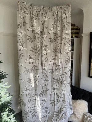 laura ashley home curtains set of 2 - Image 1 of 4