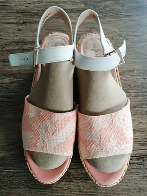 Clarks Ultimate Comfort Collection Coral Wedges UK 7 - Image 1 of 4