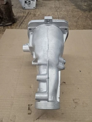 Carcasa trasera transmisión Muncie 4 velocidades GM 3857584 1964-69 MUY BUEN ESTADO  Foto 1 de 4