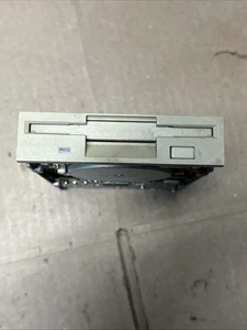 Teac FD-235HF 3.5'' 1.44MB Floppy Drive 193077A2-91 A291 -U5 - Picture 1 of 8