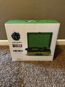 RSD Black Friday Wicked Crosley Cruiser Plus in Elphaba Green - Picture 1 of 8