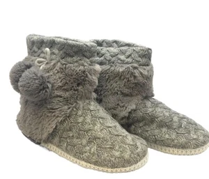 Muk Luks Mukluks Women's Grey Coralee Boot Slipper Booties Large Size 9-10 Warm - Picture 1 of 7
