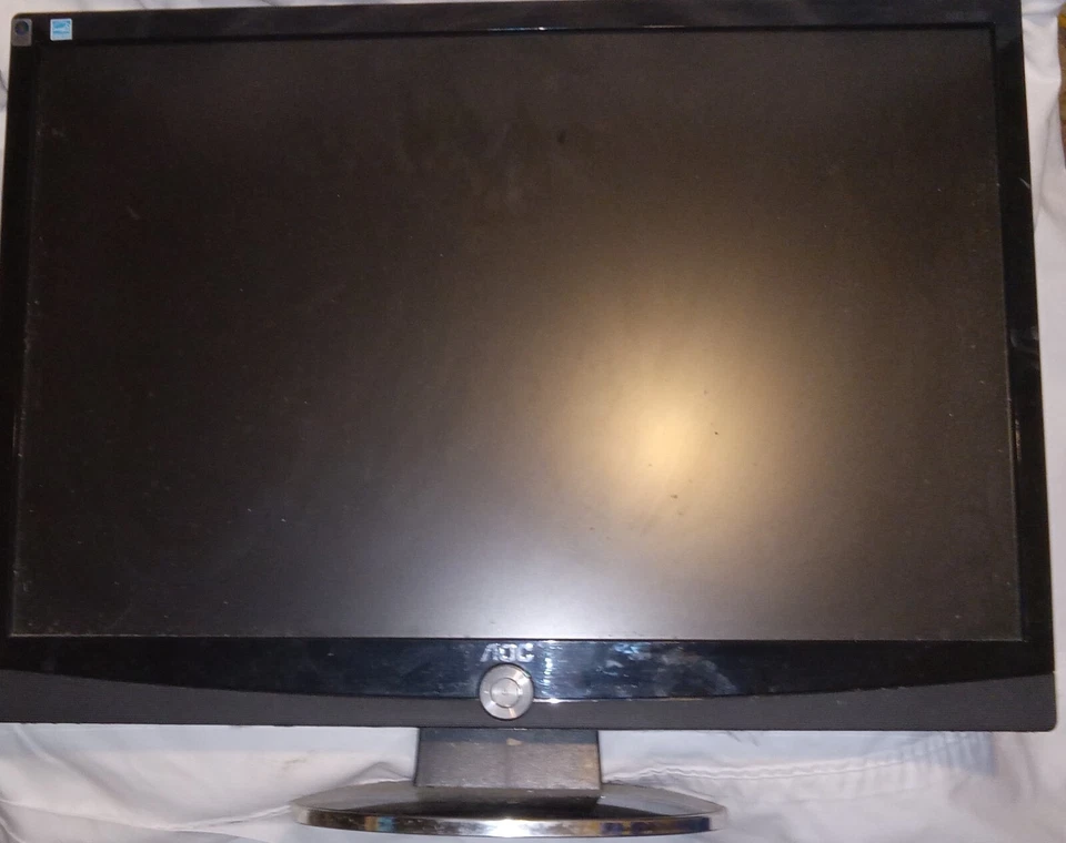 AOC TFT22W90PS 2230FA 22" Widescreen LCD Monitor NOT WORKING AS IS PARTS ONLY - Image 1 of 3