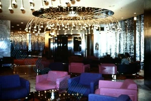 Hobart Tasmania West Point Casino Lounge in 70er Jahren Original 35mm Dia  - Bild 1 von 2