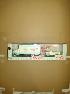 M2 Machines Auto Haulers ‘56 Ford COE & ‘56 Ford F-100 Coca Cola *CHASE 1/750* - Picture 1 of 3