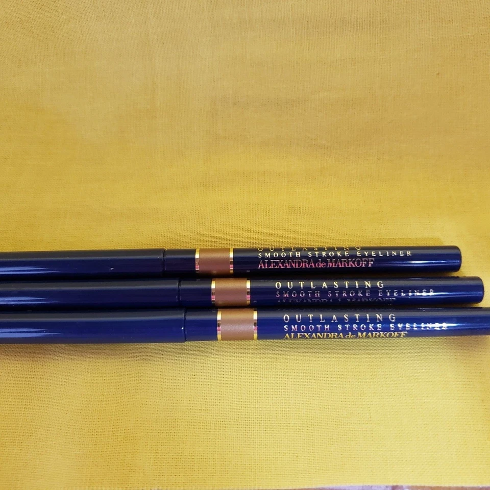 3 pcs  Alexandra de Markoff Outlasting Smooth Stroke eyeliner 24 KARAT  - Image 1 of 1